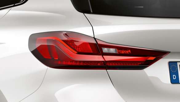 2 dalių galiniai žibintai BMW 1 serijos modelio Sport Line 2 dalių galiniai žibintai