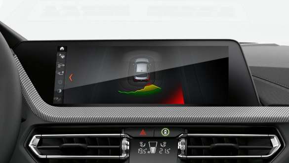 Parkavimo asistentas BMW 2 serijos Gran kupė Parkavimo asistentas BMW 2 serijos Gran kupė F44 interjeras