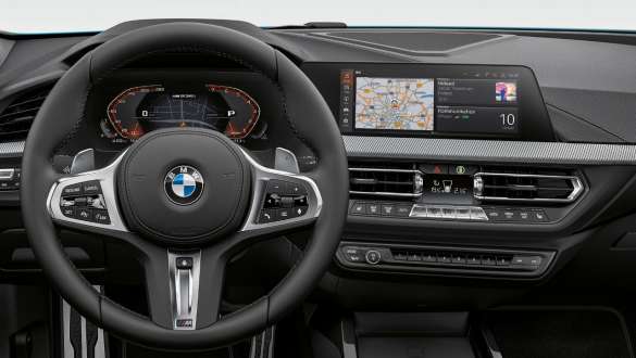 BMW <i>Live Cockpit Professional</i>, BMW 2 serijos Gran kupė (F44) BMW <i>Live Cockpit Professional</i>, BMW 2 serijos Gran kupė (F44) interjeras
