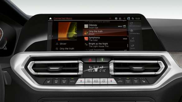 BMW 3 serijos sedanas, Connected Music BMW 3 serijos sedano su Connected Music, vairuotojo erdvės vaizdas iš arti