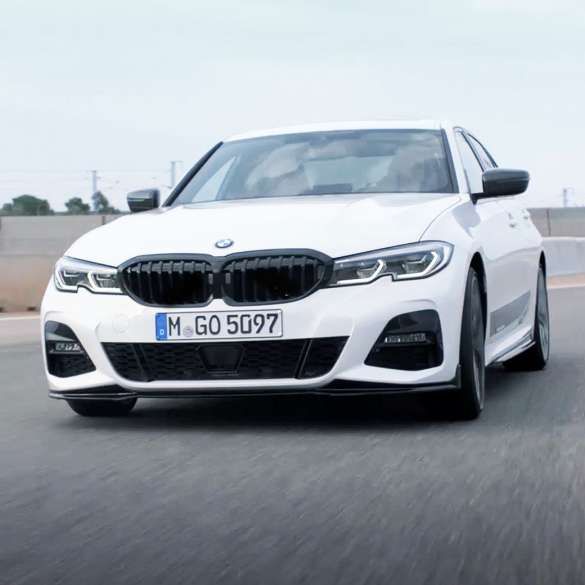 BMW 3 serijos sedanas, M Performance komponentai BMW 3 serijos sedanas su M Performance komponentais, ketvirtis vaizdo iš priekio