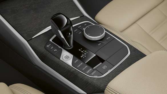 BMW 3 serijos Touring (G21) <i>Steptronic</i> <i>Sport transmisija</i> BMW 3 serijos Touring (G21) <i>Steptronic</i> <i>Sport transmisija</i>