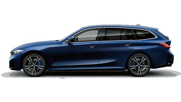 BMW 3 serijos Touring LCI G21 stovinčio automobilio vaizdas iš šono BMW 3 serijos Touring LCI G21 mėlynos <i>Tansanit Blue II</i> spalvos stovinčio automobilio vaizdas iš šono