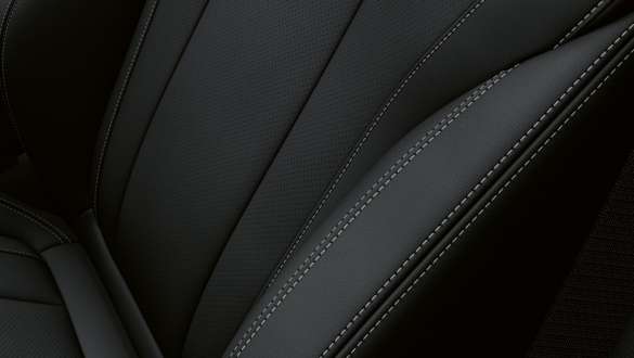<i>Sensatec</i> sėdynės BMW 3 serijos Touring LCI G21 <i>Sensatec</i> sėdynės