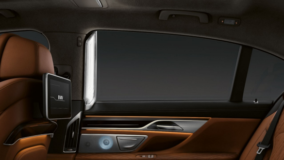 BMW 7 serijos sedano aplinkos apšvietimas BMW 7 serijos sedanas: Interjero aplinkos apšvietimas