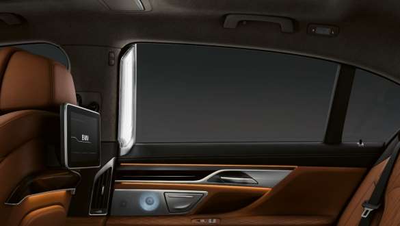 BMW 7 serijos sedano aplinkos apšvietimas BMW 7 serijos sedanas: Interjero aplinkos apšvietimas