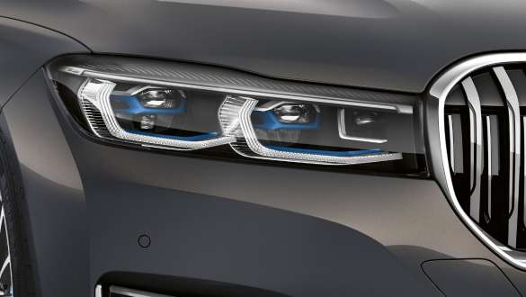 BMW 7 serijos sedano Laserlight lazeriniai žibintai BMW 7 serijos sedanas: priartintas BMW Laserlight lazerinių žibintų vaizdas