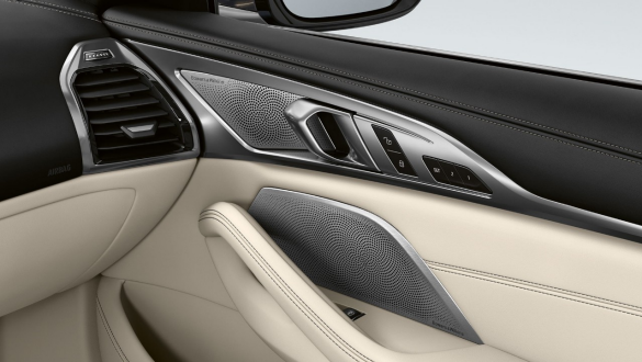 BMW M850i xDrive „Dravit Grey“ pilko metaliko spalvos, „Bowers & Wilkins Diamond“ erdvinio garso sistema. BMW M850i xDrive „Dravit Grey“ pilko metaliko spalvos, „Bowers & Wilkins Diamond“ erdvinio garso sistema.