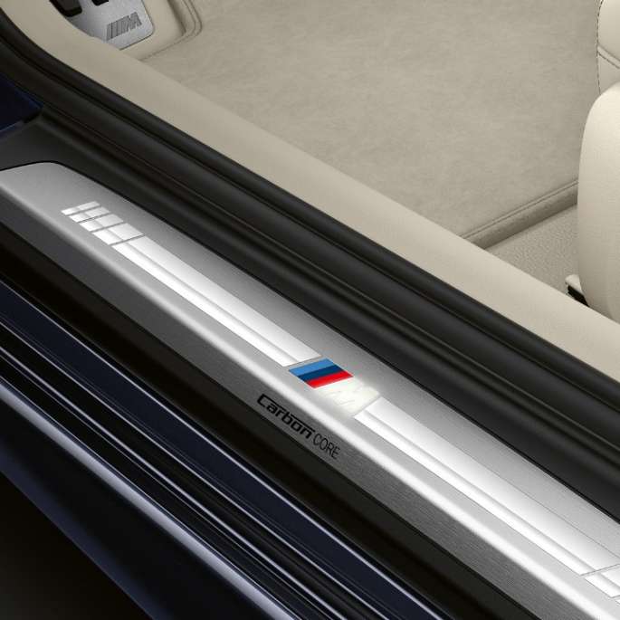 M durelių slenksčių apdaila BMW 8 serijos kupė, M durelių slenksčių apdaila