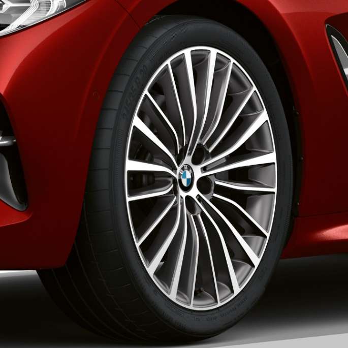 Bazinio modelio ratlankiai BMW 8 serijos Gran kupė, Bazinio modelio ratlankiai