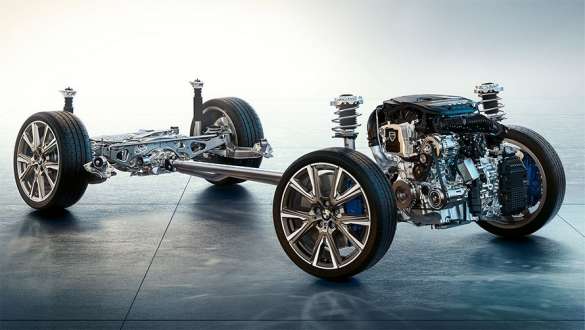 BMW M135i xDrive (F40) <i>M Sport</i> pakaba BMW M135i xDrive (F40) su <i>M Sport</i> pakaba