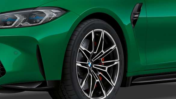 Ratų arkų vaizdas iš priekio, BMW M3 sedanas G80 2020 BMW M3 sedanas G80 2020 žalio „Isle of Man Green“ metaliko spalvos, M ratų arkų vaizdas iš arti