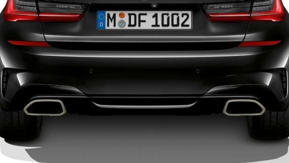 Išskirtinė išmetimo vamzdžių apdaila, BMW M340i xDrive sedanas G20 2020 BMW M340i xDrive sedanas G20 2020 juodo „Sapphire Black“ metaliko spalvos, išskirtinės išmetimo vamzdžių apdailos vaizdas iš arti