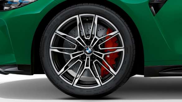 19/20 colių dvispalviai kaltiniai 825 M ratlankiai juodos spalvos, BMW M3 sedanas G80 2020 BMW M3 sedanas G80 2020, 19/20 colių dvispalviai kaltiniai 825 M ratlankiai juodos spalvos, ratlankio vaizdas iš arti