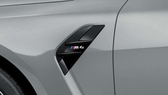 M šoninės žiaunos, BMW M4 kupė G82 2020 BMW M4 kupė G82 2020, M šoninių žiaunų vaizdas iš arti