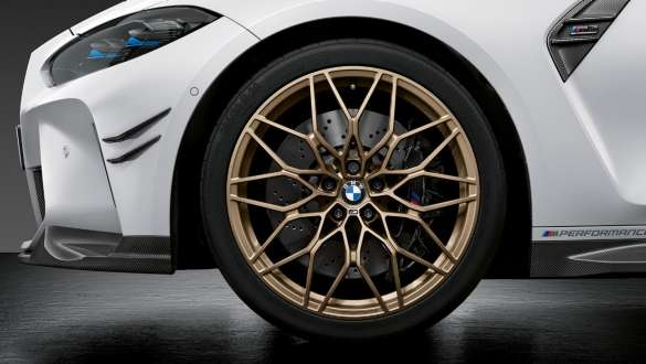 20/21 colių <i>M</i> <i>Performance</i> <i>1000 M</i> kaltiniai ratlankiai, BMW M4 kupė G82 2020 BMW M4 kupė G82 2020, 20/21 colių <i>M Performance</i> <i>1000 M</i> kaltiniai ratlankiai, vaizdas iš arti