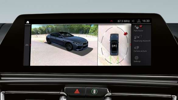 BMW 8 serijos Gran kupė F93 2020 M automobiliai su Parking Assistant Plus Parking Assistant Plus BMW 8 serijos Gran kupė F93 2020 M automobilių interjeras