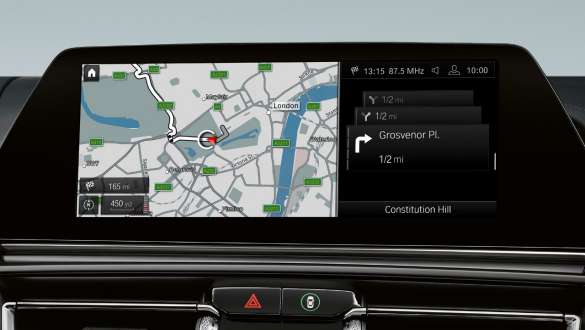 BMW 8 serijos Gran kupė M automobilių BMW Live Cockpit Professional BMW 8 serijos Gran kupė M automobilių F93 2020 BMW Live Cockpit Professional interjeras
