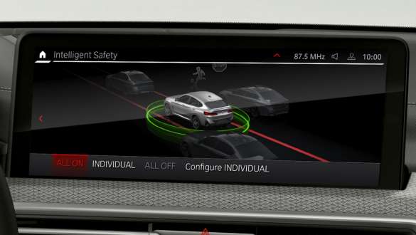 Driving Assistant Professional funkcija, BMW X4 M automobiliai (F98 G02) LCI 2021 BMW X4 M automobiliai (F98 G02) LCI 2021 Facelift, Driving Assistant Professional funkcija