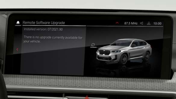 Nuotolinio programinės įrangos atnaujinimo funkcija BMW X4 M automobiliai F98 , G02 LCI Facelift 2021 BMW X4 M automobiliai F98 G02 LCI 2021 Facelift nuotolinio programinės įrangos atnaujinimo funkcija valdymo ekranas