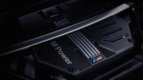 BMW M TwinPower Turbo benzininis variklis BMW X4 M F98 LCI Facelift 2021 BMW M TwinPower Turbo vienaeilis 6 cilindrų benzininis variklis BMW X4 F98 LCI Facelift 2021 vaizdas iš arti