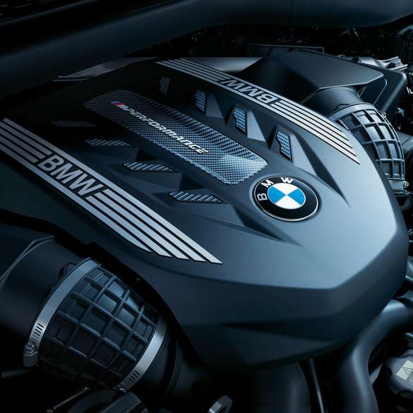 BMW X6 M50i variklis G06 BMW X6 M50i M TwinPower Turbo varikliai