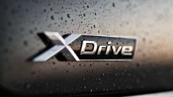 BMW X6 M50i su xDrive (G06) BMW X6 M50i interjeras su išmaniąja visų varomųjų ratų sistema (G06) 2018 SUV