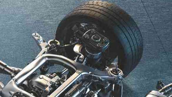 M serijos pakaba BMW X7 M60i xDrive G07 LCI M serijos pakaba BMW X7 M60i G07 LCI vaizdas iš arti