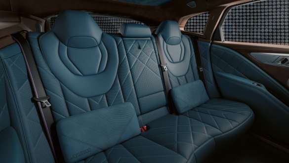BMW XM G09 M Lounge galinės sėdynės BMW XM G09 interjeras, M Lounge galinės sėdynės