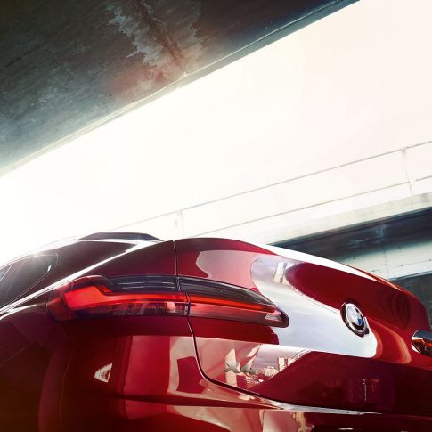 Full LED galiniai žibintai BMW X4 Full LED galiniai žibintai BMW X4 M40i G02 2018 Flamenco Red brilliant effect tviskančios raudonos spalvos