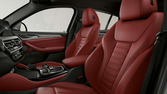 BMW X4 (G02) sportinės vairuotojo ir priekyje sėdinčio keleivio sėdynės, 2021 BMW X4 (G02) sportinės vairuotojo ir priekinio keleivio sėdynės, 2021