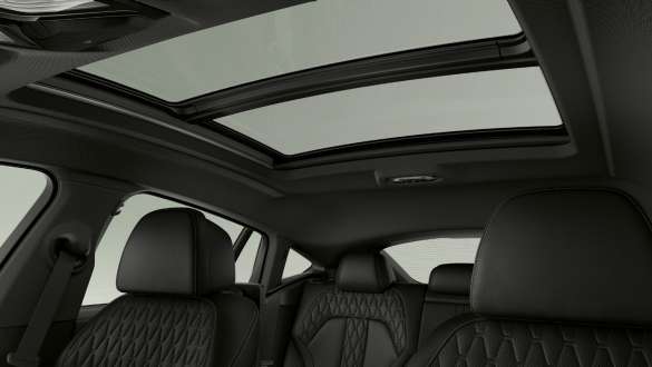 Panoraminis stiklinis stogas <i>Sky Lounge</i>, BMW X6 (G06) 2019 Panoraminis stiklinis stogas <i>Sky Lounge</i>, BMW X6 (G06) 2019