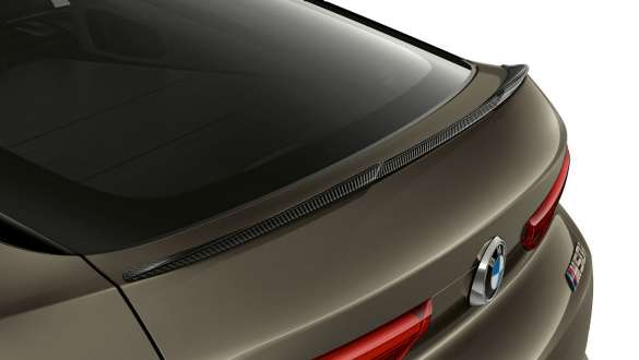 <i>M Carbon</i> galinis aptakas BMW X6 (G06) 2019 <i>M Carbon</i> galinis aptakas BMW X6 (G06) 2019 vaizdas stambiu planu