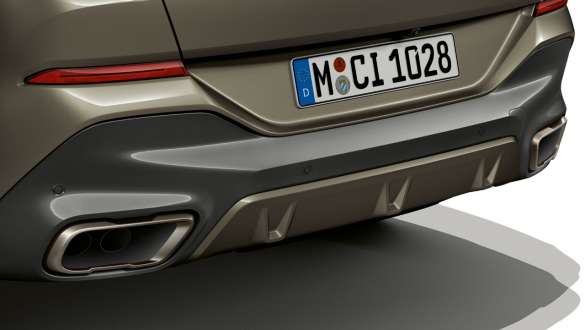 <i>M Sport </i>išmetimo sistema, BMW X6 (G06) 2019 <i>M Sport</i> išmetimo sistema, BMW X6 2019 (G06) vaizdas stambiu planu