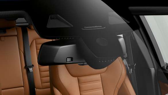 BMW iX3 G08 tolimųjų šviesų automatinio įjungimo ir išjungimo sistema BMW iX3 G08 2020 tolimųjų šviesų automatinio įjungimo ir išjungimo sistema, valdymo ekranas, interjeras