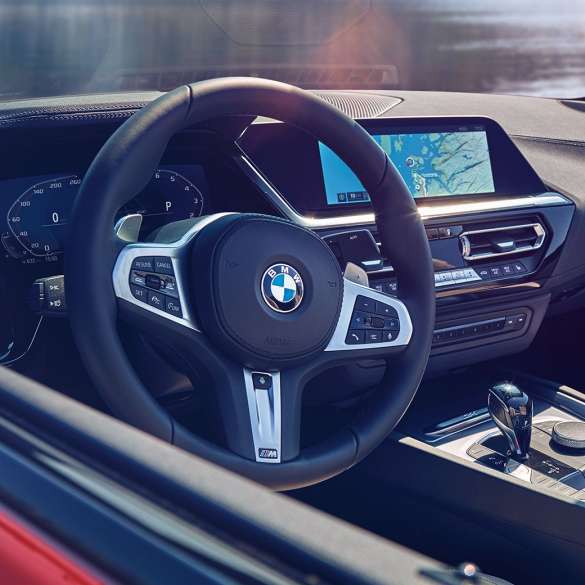 BMW Z4 Roadster vairuotojo erdvė BMW Z4 Roadster vairuotojo erdvės vaizdas