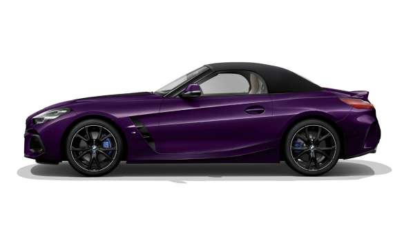 BMW Z4 G29 <i>Thundernight</i> vaizdas iš šono BMW Z4 G29 2022 <i>Thundernight</i> vaizdas iš šono