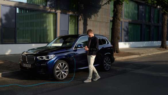 Įkrovimo sprendimai darbo vietoje. BMW elektrinis mobilumas, įkrovimo darbo vietoje galimybės