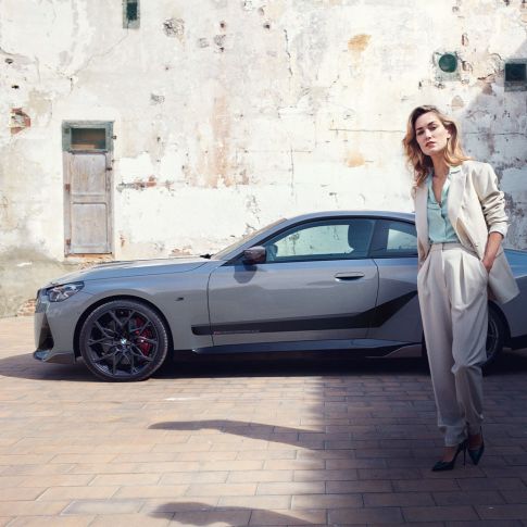 BMW 2 serijos kupė (G42), vaizdas iš šono BMW <i>M Performance Parts</i> serijos dalys, BMW 2 serijos kupė (G42), vaizdas iš šono