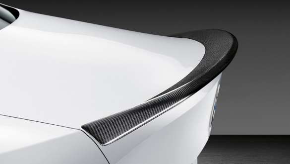 <i>M Performance</i> galinis aptakas iš anglies pluošto, BMW 3 serijos sedanas (G20)<i> M Performance Parts</i> <i>M Performance</i> galinis aptakas, BMW 3 serijos sedanas (G20) <i>M Performance Parts</i> vaizdas iš arti