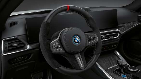 <i>M Performance</i> vairas, BMW i4 (G26) BEV <i>M Performance Parts</i> dalys <i>M Performance</i> vairas, BMW i4 (G26) BEV <i>M Performance Parts</i> dalys, vaizdas iš arti