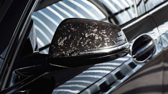 <i>M Performance</i> anglies pluošto šoninio veidrodėlio korpusas, BMW 1 serijos 128ti (F40)<i> M Performance Parts</i> <i>M Performance</i> anglies pluošto šoninio veidrodėlio korpusas, BMW 1 serijos128ti (F40) <i>M Performance Parts</i> vaizdas iš arti