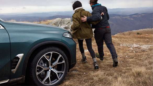 21 colio dvispalviai M lengvojo lydinio ratlankiai Y-spoke style 741 M Originalūs BMW aksesuarai ir priedai rudens ir žiemos sezonui 21 colio dvispalviai M lengvojo lydinio ratlankiai Y-spoke style 741 M Originalūs BMW aksesuarai ir priedai rudens ir žiemos sezonui
