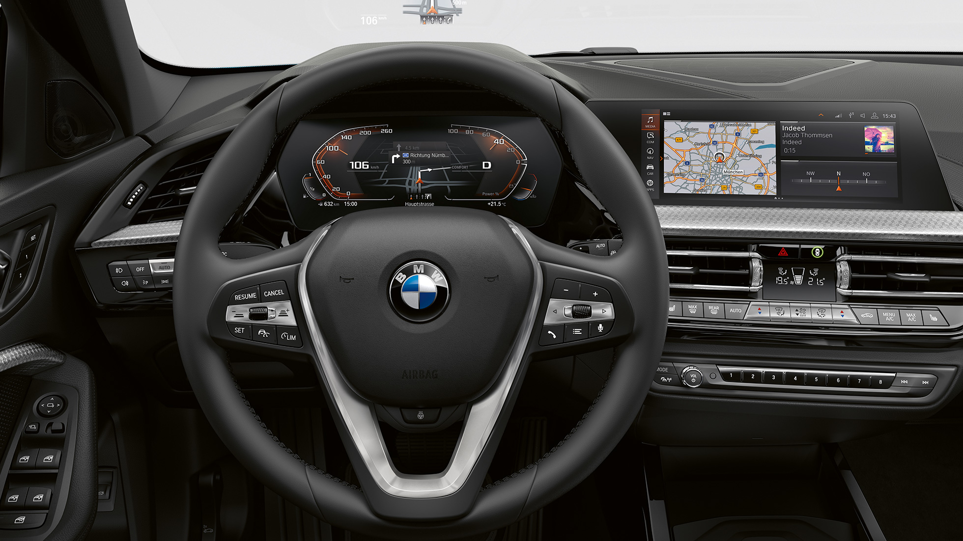 Sportinis odinis vairas BMW 1 serijos modelis Luxury Line, vairuotojo erdvė su sportiniu odiniu vairu