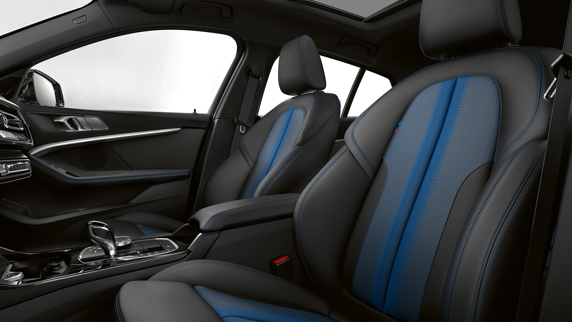 M sportinės sėdynės BMW 1 serijos modelis M Sport, interjeras su M sportinėmis sėdynėmis