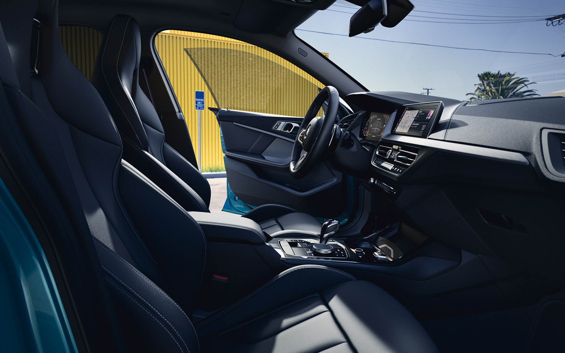 BMW 2 serijos Gran kupė (F44) su BMW <i>Live Cockpit Professional</i> BMW 2 serijos Gran kupė (F44) su BMW <i>Live Cockpit Professional, </i>interjeras <i> </i>