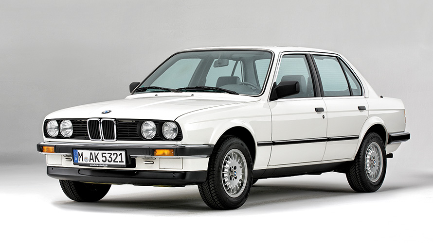 BMW 3 serijos sedanas, E30 antroji karta trijų ketvirčių vaizdas iš priekio BMW 3 serijos modeliai, BMW 3 serijos sedanas E30 antroji karta trijų ketvirčių vaizdas iš priekio