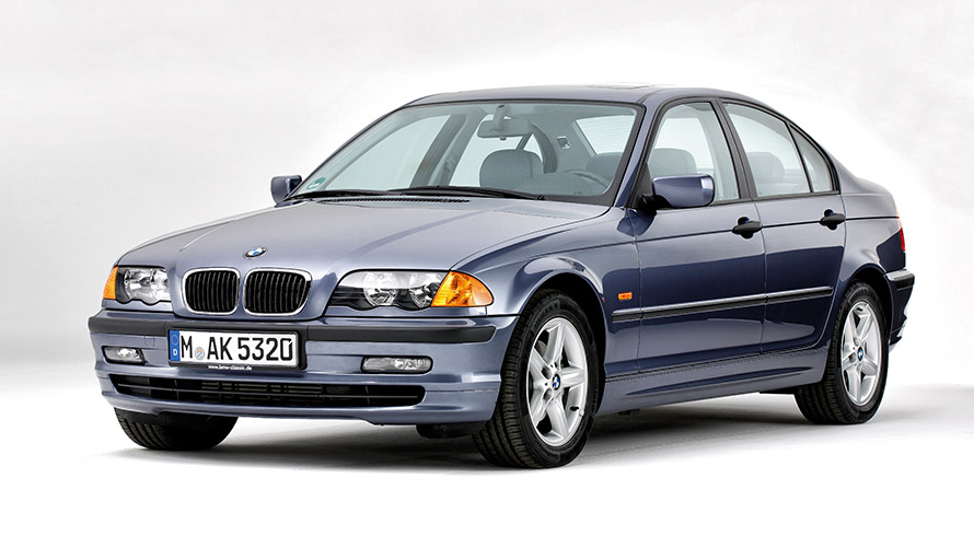BMW 3 serijos sedanas E46 ketvirtoji karta trijų ketvirčių vaizdas iš priekio BMW 3 serijos modeliai BMW 3 serijos sedanas E46 ketvirtoji karta trijų ketvirčių vaizdas iš priekio