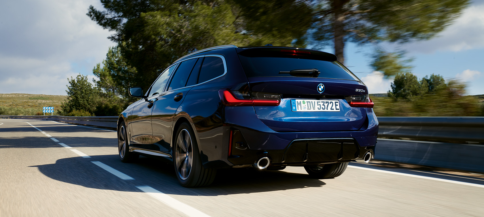 BMW 3 serijos Touring LCI G21 vaizdo įrašas apie eksterjero dizainą BMW 3 serijos Touring LCI G21 vaizdo įrašas apie eksterjero dizainą