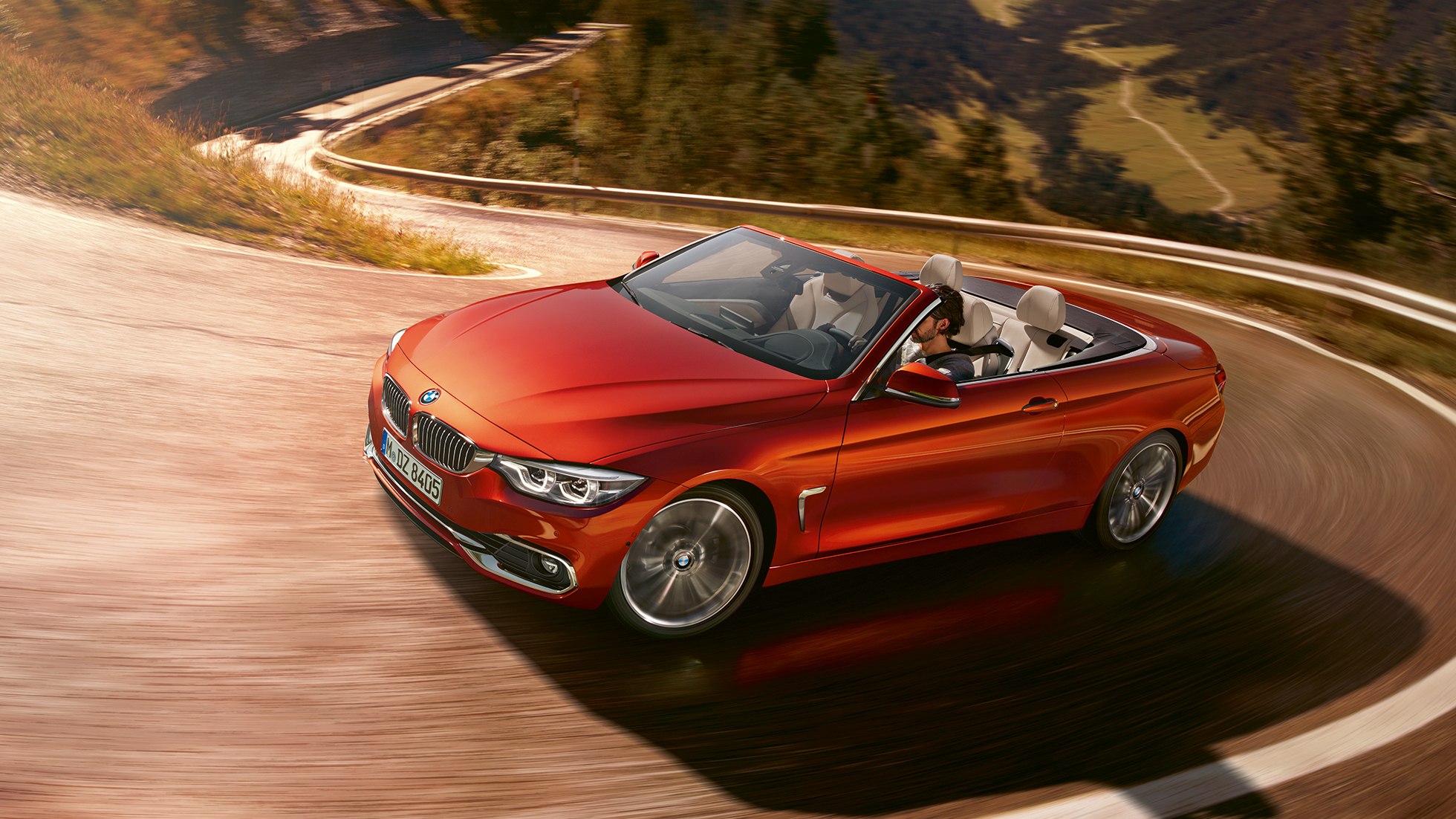 BMW 4 serijos kabrioleto vairavimo dinamika BMW 4 serijos kabrioleto vairavimo dinamika